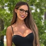 Esmee πΉ (@esmeeteaches)